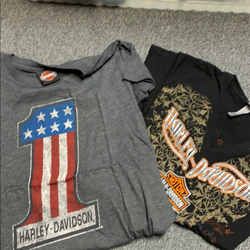 Harley Davidson T-shirts size small